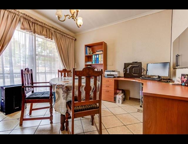 4 BEDROOM HOUSE FOR SALE IN EDLEEN